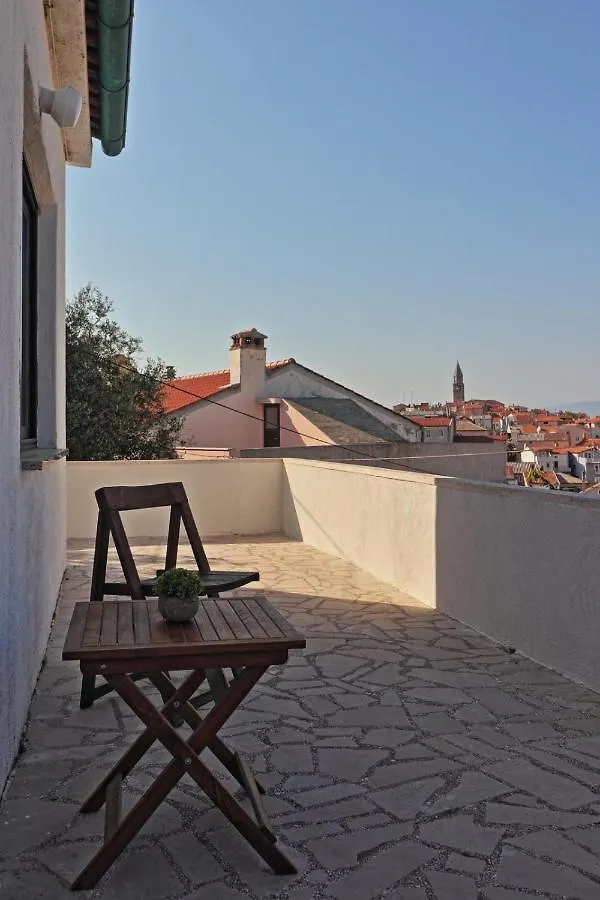 Villa Two Olives Vrbnik  Сasa de vacaciones